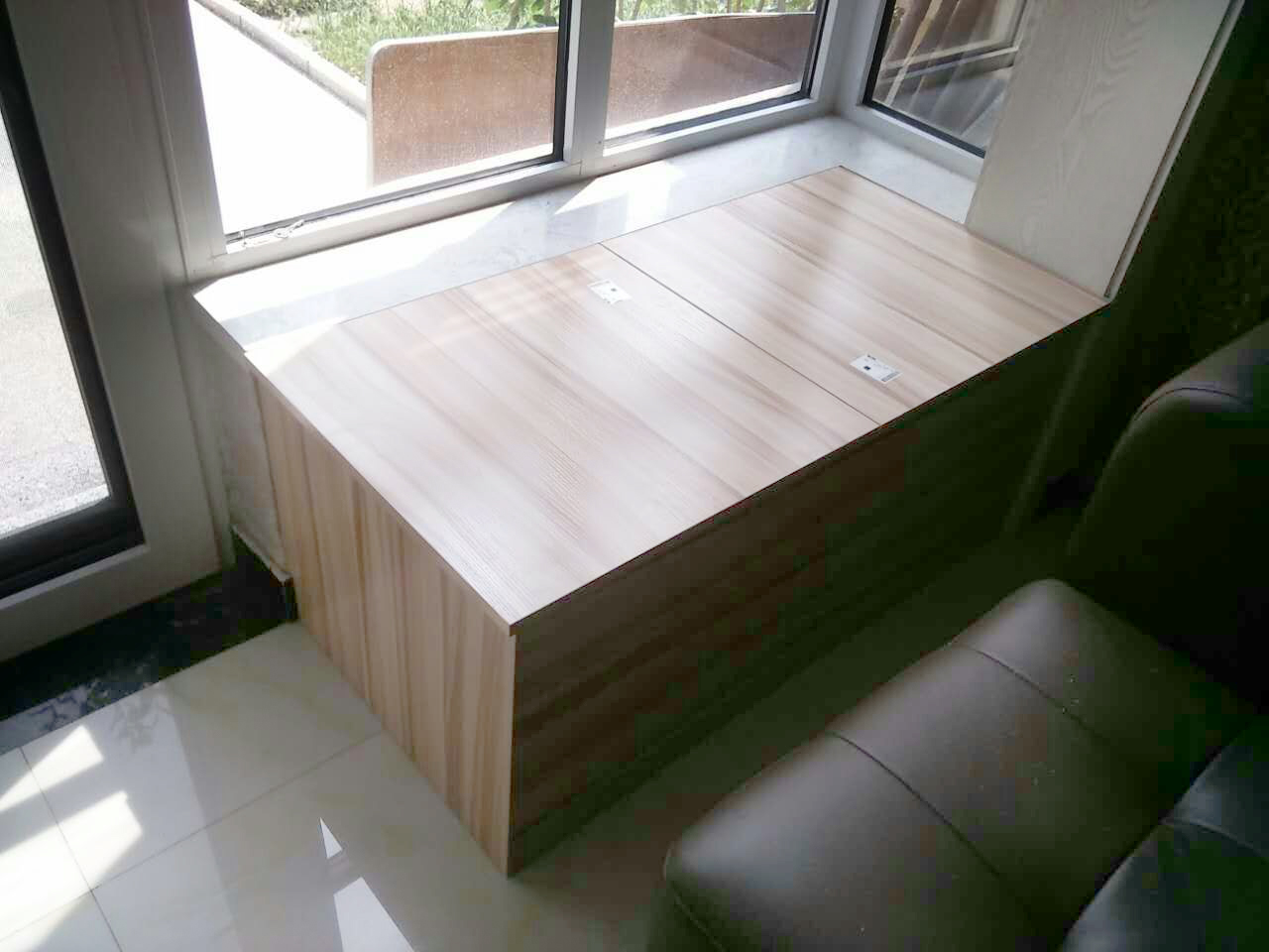 窗臺(tái)柜